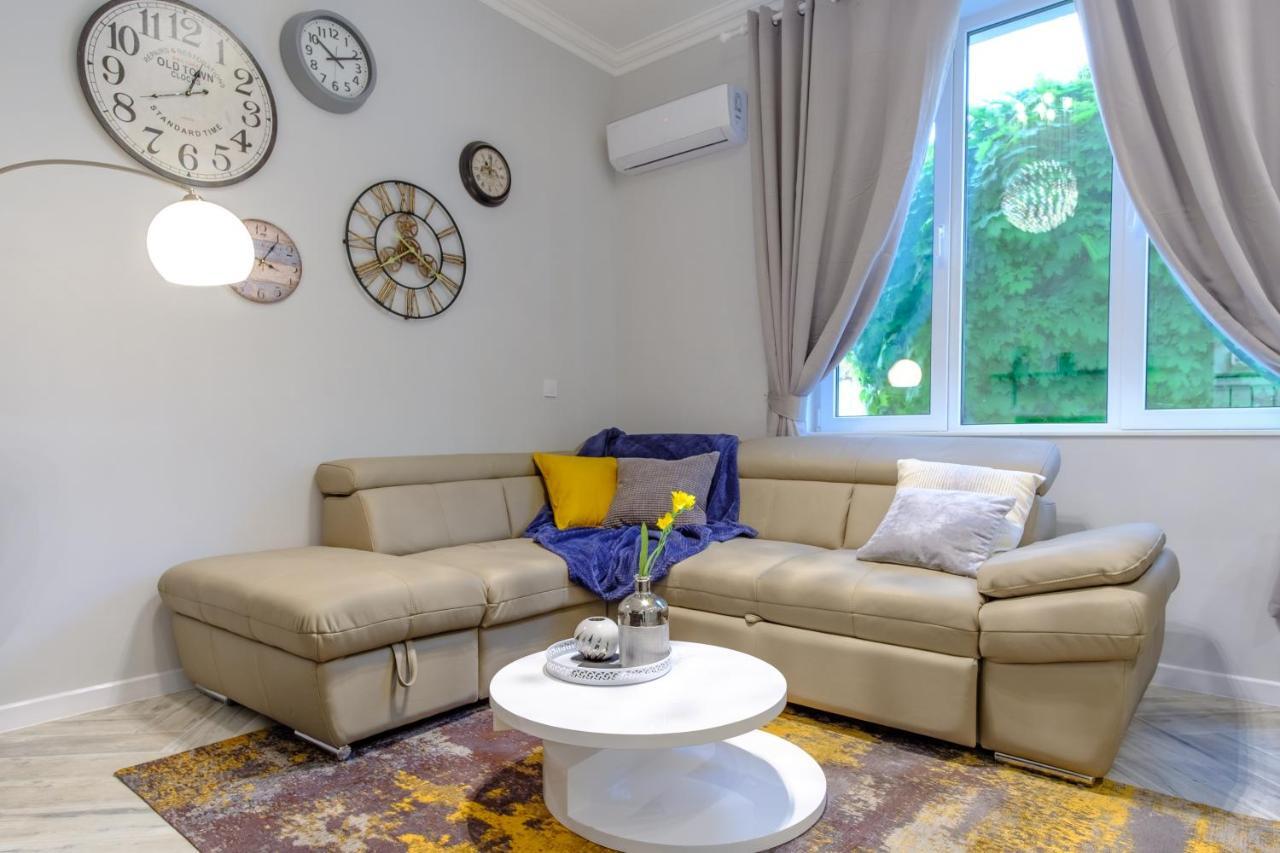 The Olive Green House Burgas Exterior photo